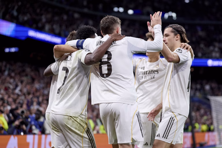 Real Madrid a trecut de Benfica lui Mourinho: 2-1 și loc în optimi
