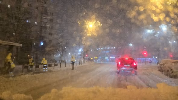 STB-ul merge, deszăpezirea intră în acțiune