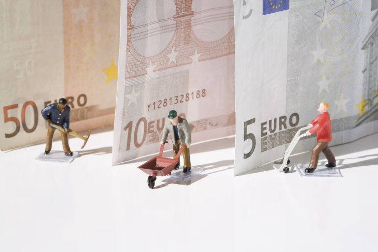 121 de joburi în Europa prin EURES, pentru românii care vor să plece