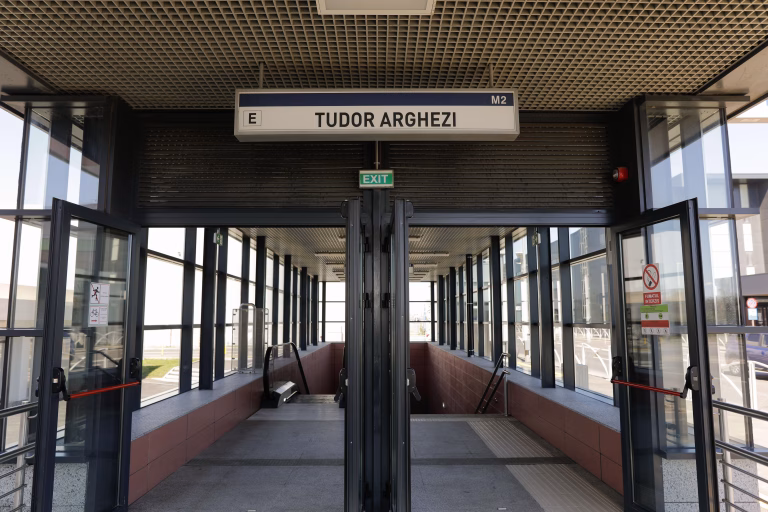 Creșterea traficului la stațiile de metrou din zonele periferice ale Capitalei în 2025: stația Tudor Arghezi devine tot mai populară