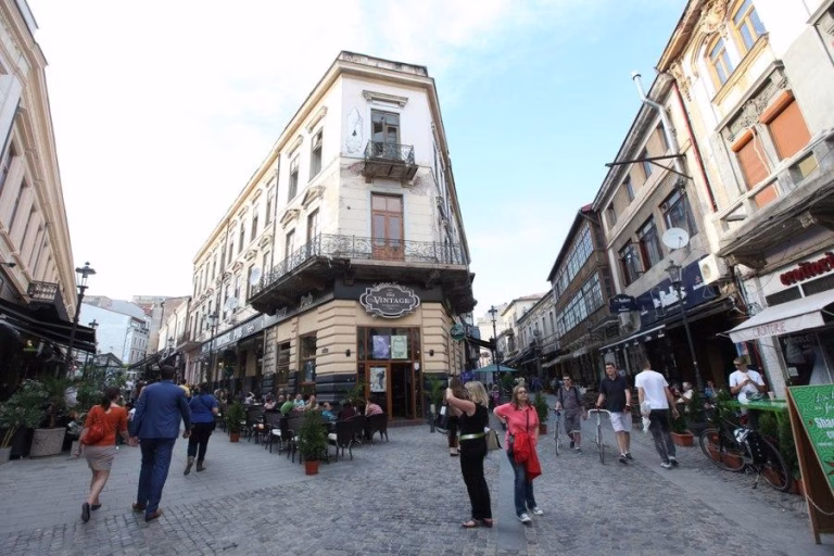 Demolări în Centrul Vechi al Bucureștiului: Primarul anunță măsuri drastice