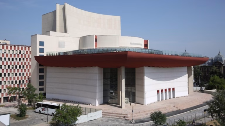 Doi candidați pentru postul de manager al TNB. Detalii despre interviuri