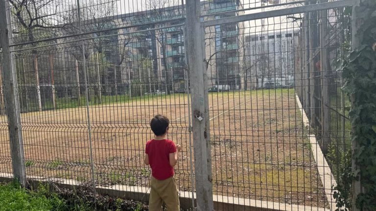 Scrisoare deschisă către Ilie Bolojan pentru reabilitarea Bazei Sportive Cireșarii din Sectorul 1