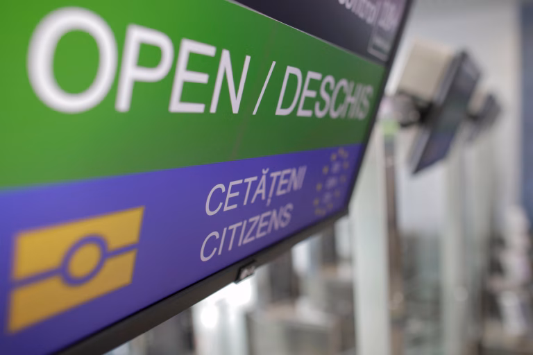 Al doilea avion cu români din Orientul Mijlociu a ajuns noaptea pe Otopeni