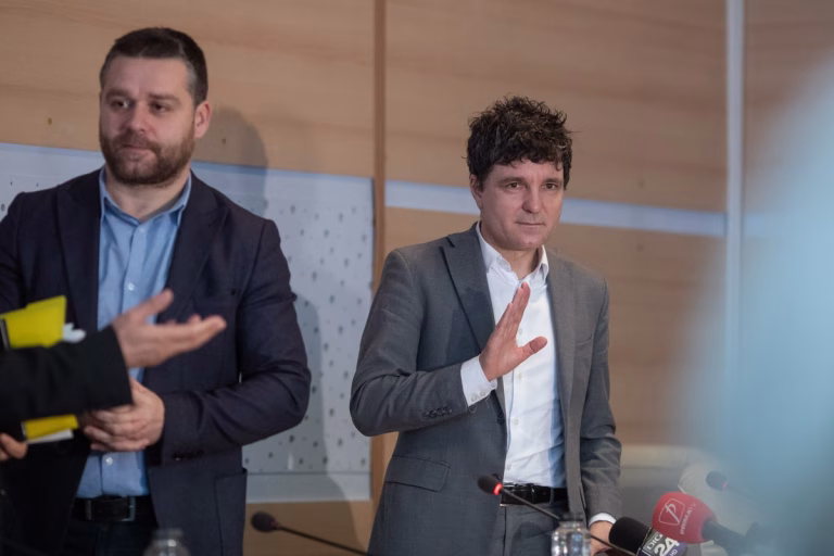 Ciucu vrea încă două mandate la Primărie, nu la Cotroceni