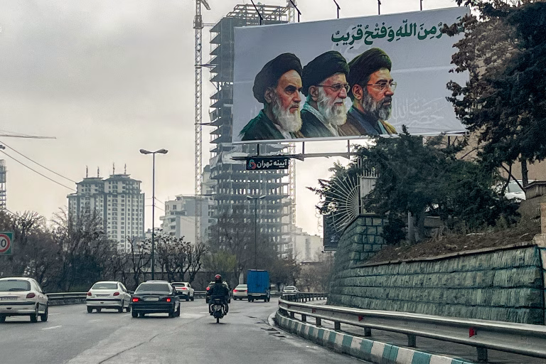 De ce e atât de greu să schimbi lucrurile în Iran