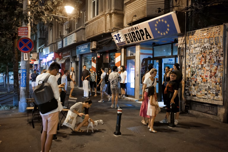Filantropica și alte clasice românești revin la Cinema Europa