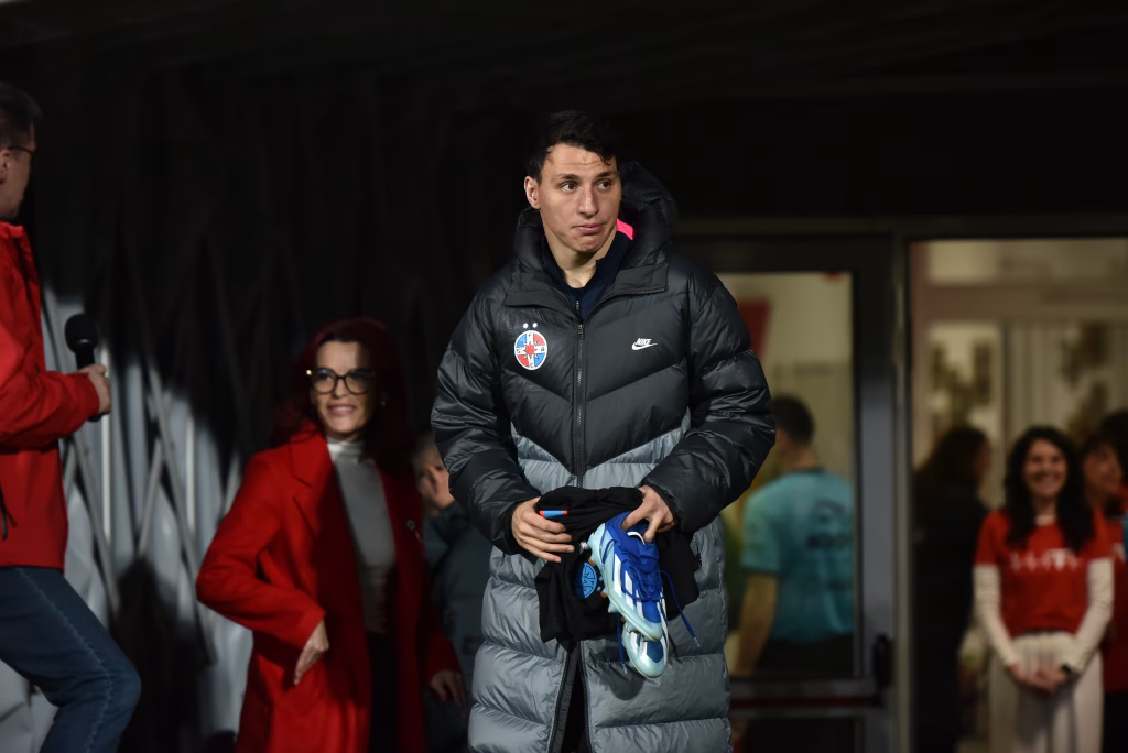 Gigi Becali l-a iertat pe Radunovic după amenda de 20.000 € - Sport