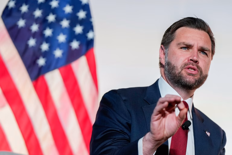 JD Vance, obsedat de OZN-uri: „Cred că sunt demoni