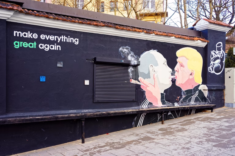 Populiștii europeni îl lasă pe Trump baltă