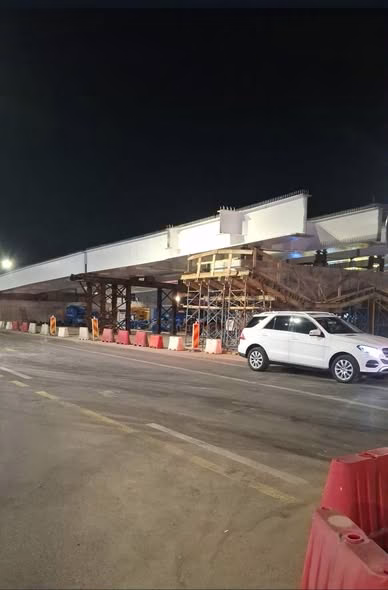 S-a montat prima bucată din pasajul Apărătorii Patriei - Bucuresti
