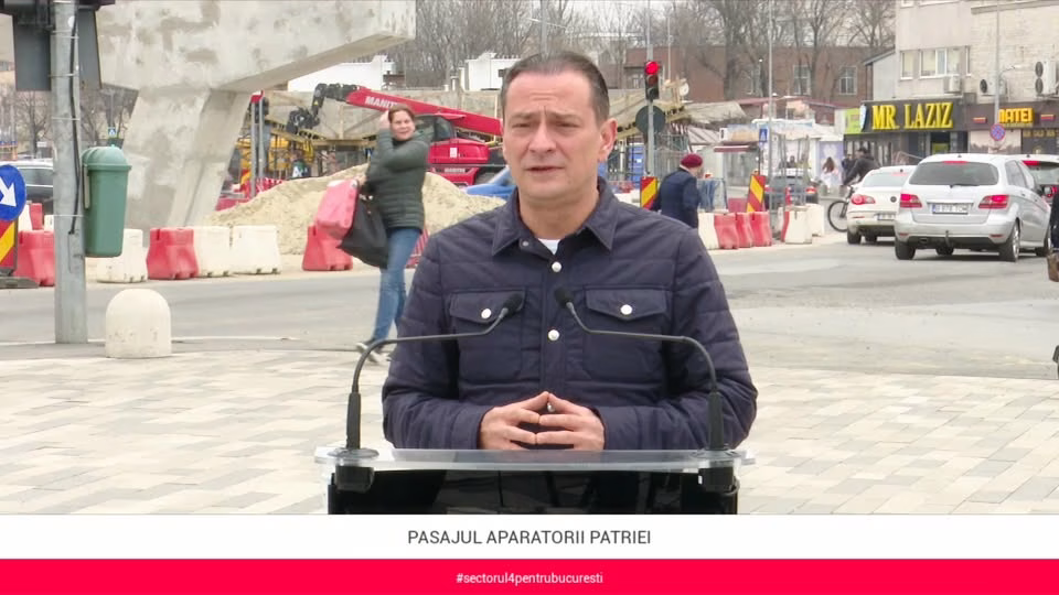 Se montează tablierul pasajului de la Apărătorii Patriei - Bucuresti