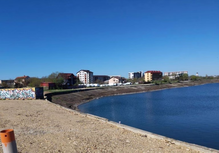 Lucrările la malul sudic al Lacului Morii vor fi reluate după Paște