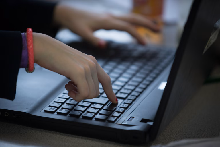 Ministerul de Interne avertizează: ce se poate ascunde în spatele unui „preţ mic”