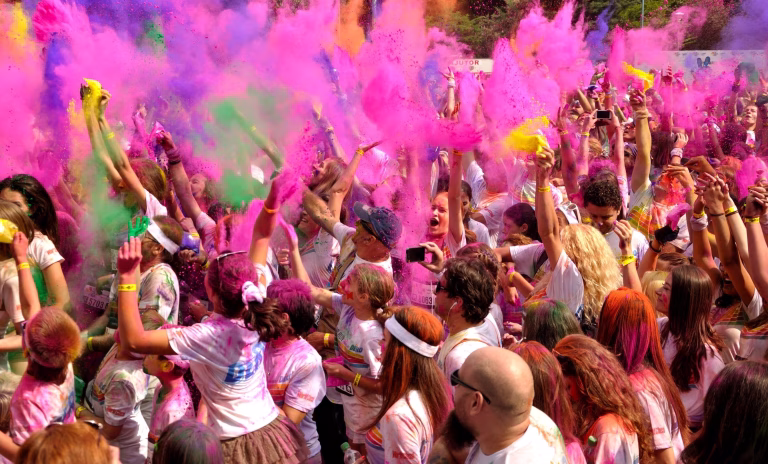 Modificări în transportul public din București pentru Color Run