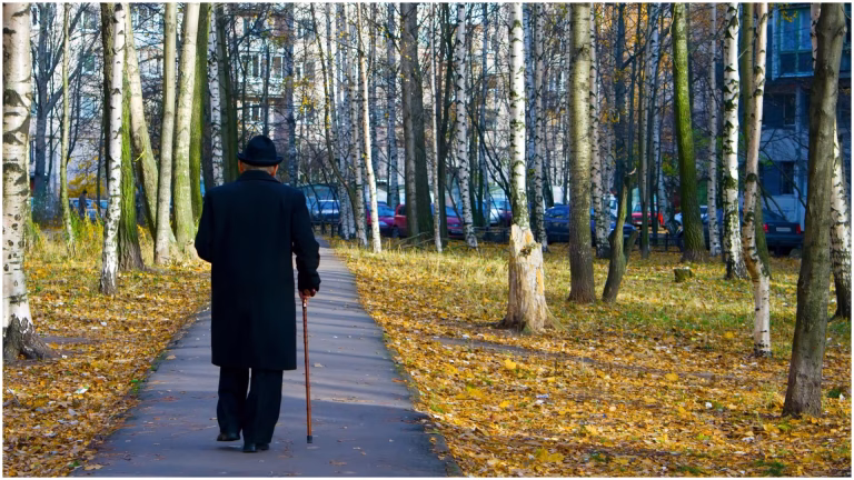 O bucureșteancă din Tei caută un pensionar dispărut din cauza unei erori de livrare a pensiei