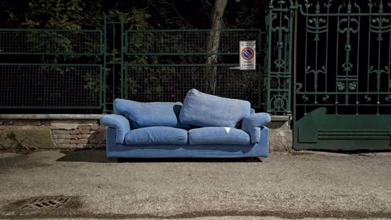 Ridicarea deșeurilor voluminoase în Sectorul 5, în weekend. Programarea pentru bucureșteni