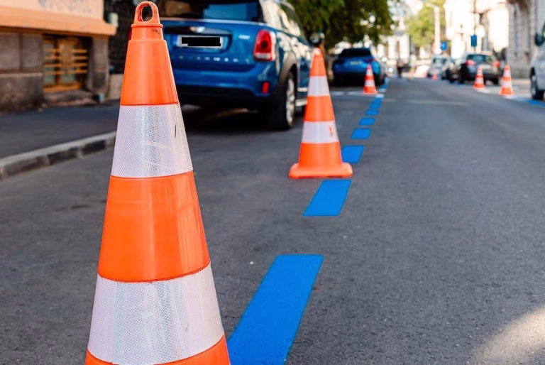 USR București solicită menținerea parcării gratuite pentru mașinile electrice până la finalul anului 2028