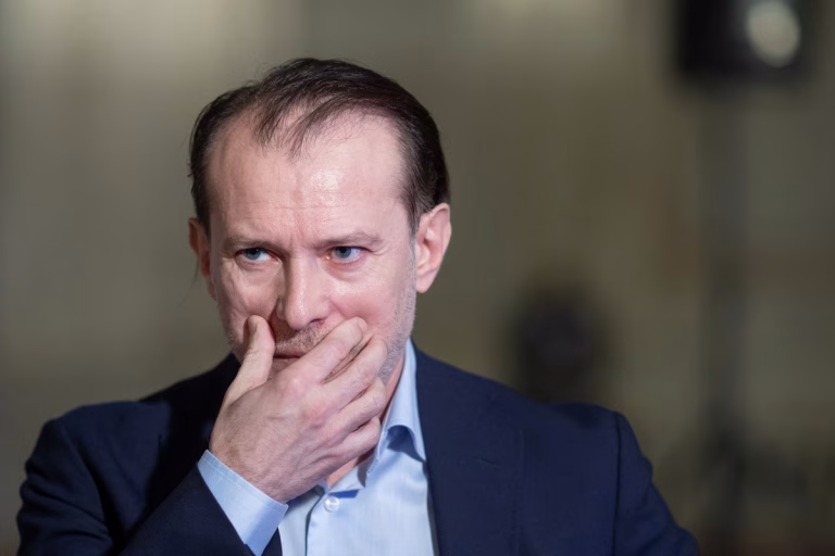 AUR vrea anchetă pentru Cîțu după procesul pierdut cu Pfizer