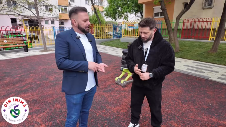 Două locuri de joacă din Sectorul 5 s-au redeschis