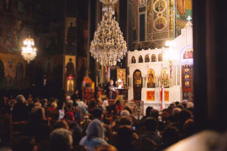 Floriile 2026: ce tradiții respectă bucureștenii pe 5 aprilie