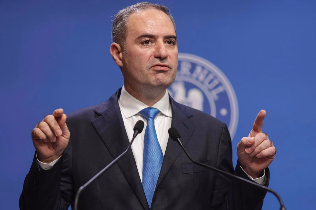 Nazare, nostalgic după 2021: „M-am chinuit să evităm drama Pfizer” - Politica
