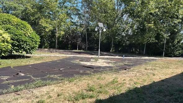 Pantelimon 301 a scăpat de ruină și a prins loc de joacă - Bucuresti