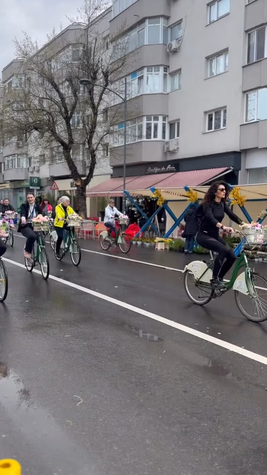 Paradă de biciclete împodobite în Dorobanți, mâine de la 11