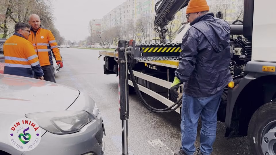 Poliția Locală Sector 5 ridică mașinile abandonate - Bucuresti
