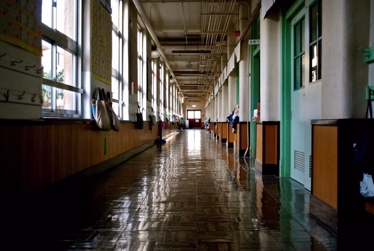 Primăria Sectorului 1 organizează o licitație pentru proiectarea unui complex educațional pe Calea Dorobanților, cu un contract estimat la aproape 1 milion de euro