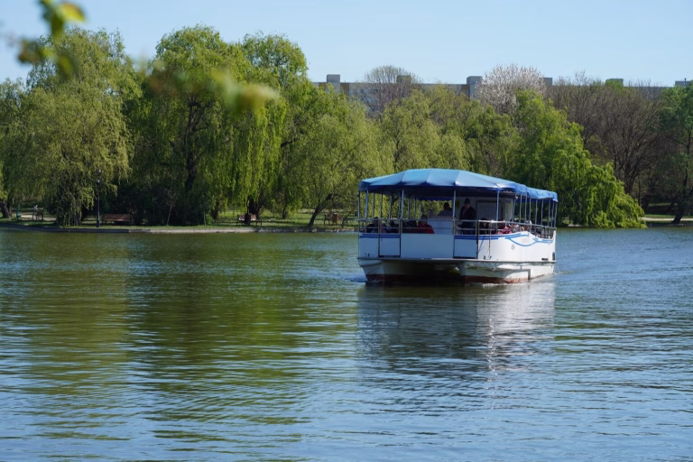 Vaporașul de pe lacul IOR revine în programul de vară