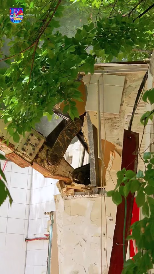 Construcție ilegală dispărută pe Calea Moșilor