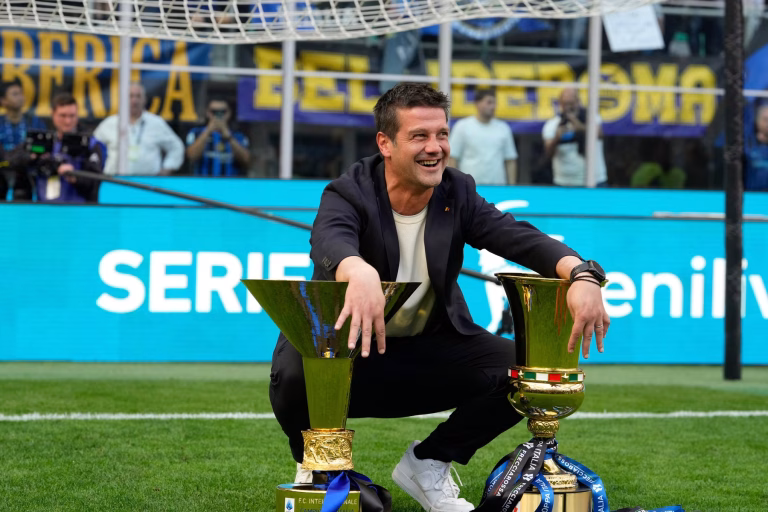 Cristi Chivu, antrenorul anului la Inter Milano