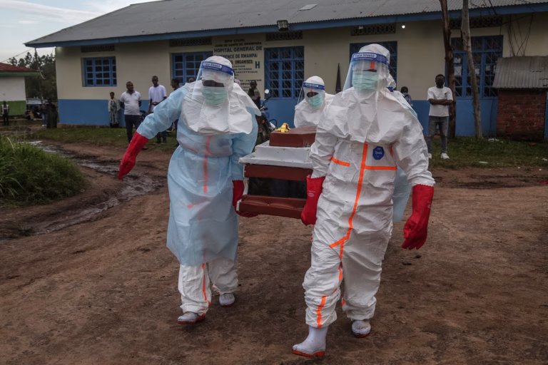 Ebola se întinde în Africa: 10 țări în pericol