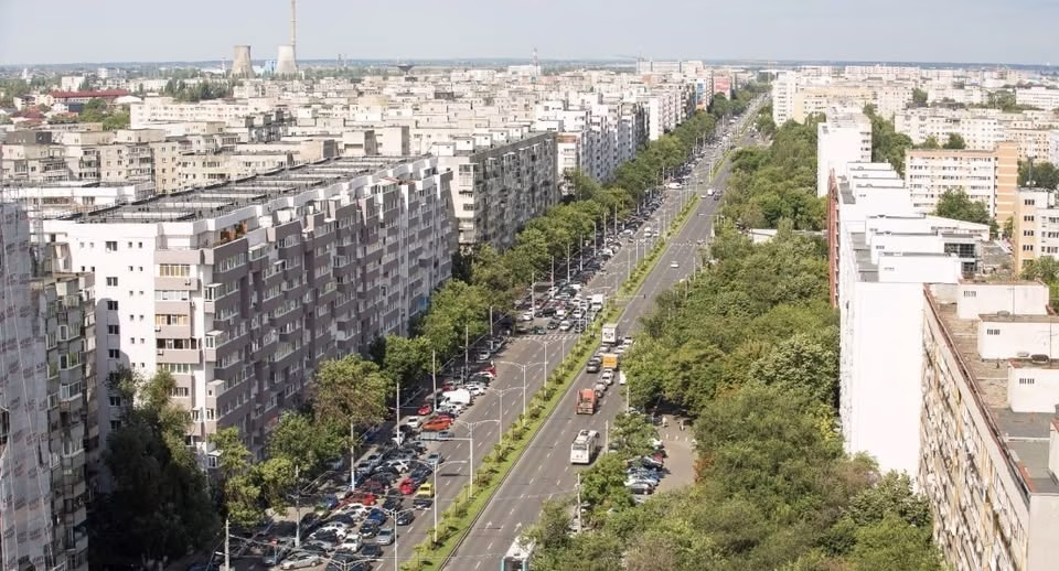 Militari e mai mare decât crezi — și are povești serioase - Bucuresti