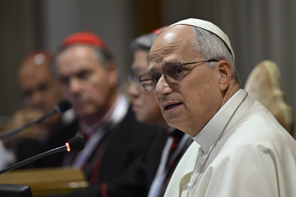 Papa Leon sună alarma: IA ne schimbă civilizația - Politica