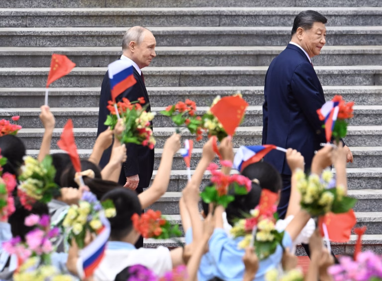 Putin s-a întors acasă cu mâna goală din China