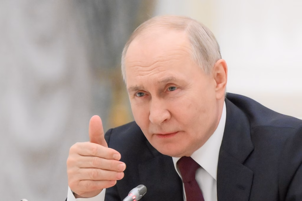 Putin zice că Rusia n-a amenințat pe nimeni. Serios? - Politica