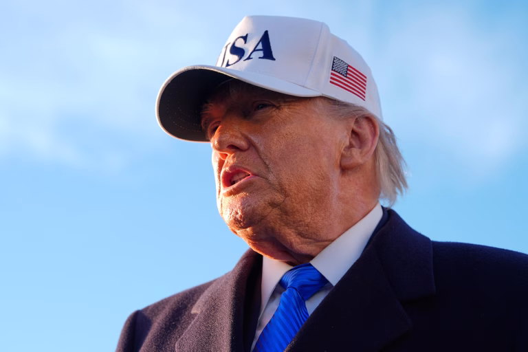 Trump joacă poker cu Iranul pe tema strâmtorii Ormuz