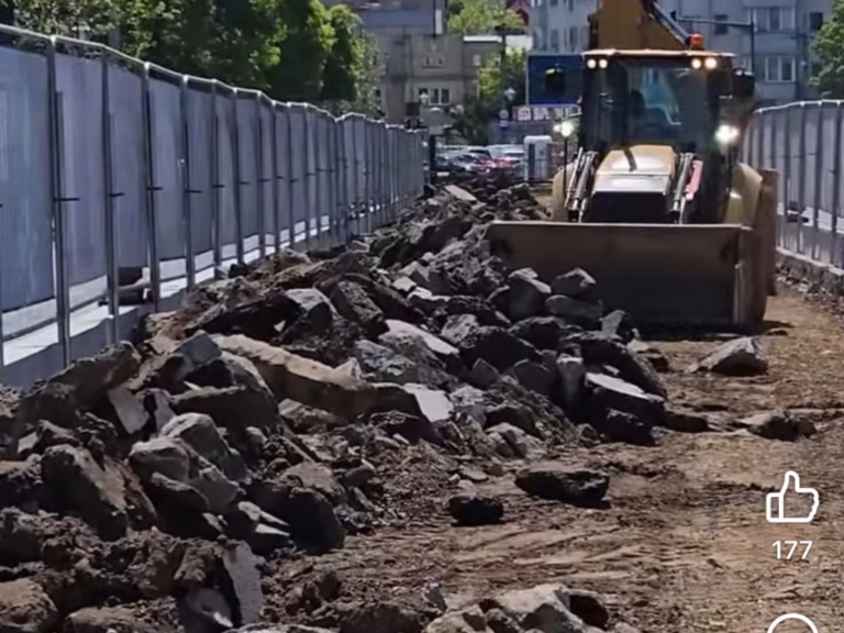 Băluță susține necesitatea bordurilor de protecție în jurul șantierelor de termoficare și tramvai