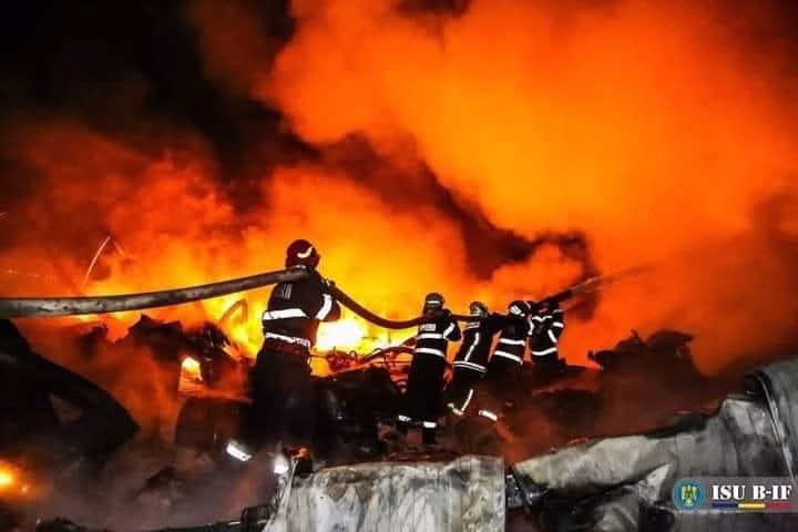 Ziua pompierilor: curajul cotidian al eroilor din București