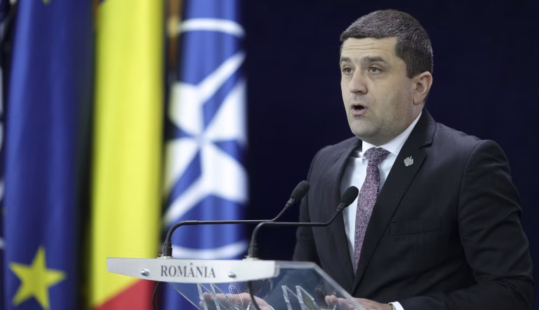 Miruță: nu cereți militarilor să lupte cu mâna goală