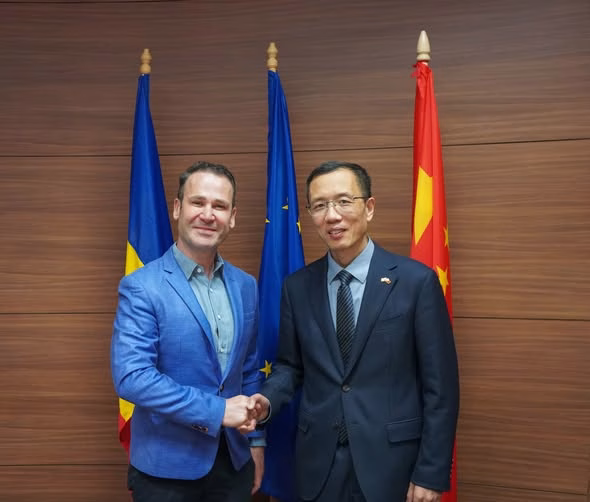 Primarul Negoiță discută cu ambasadorul Chinei despre școli bilingve - Bucuresti
