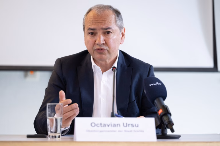 Românul Octavian Ursu bate extrema dreaptă în Germania