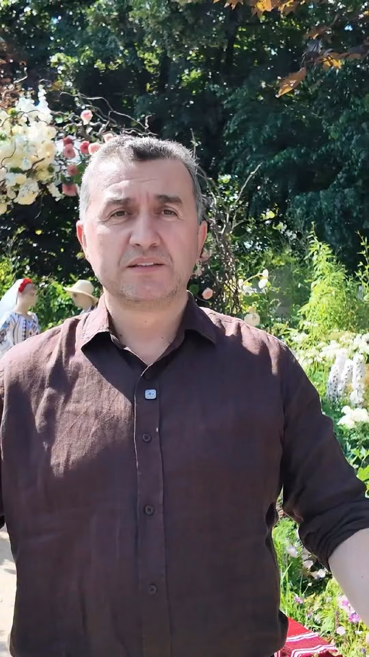 Weekend în Parcul Drumul Taberei cu flori și relaxare - Bucuresti
