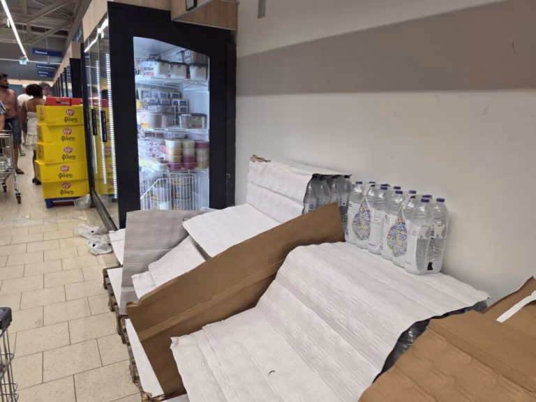 Am fugit din Centrul Vechi și l-am găsit în Thasos