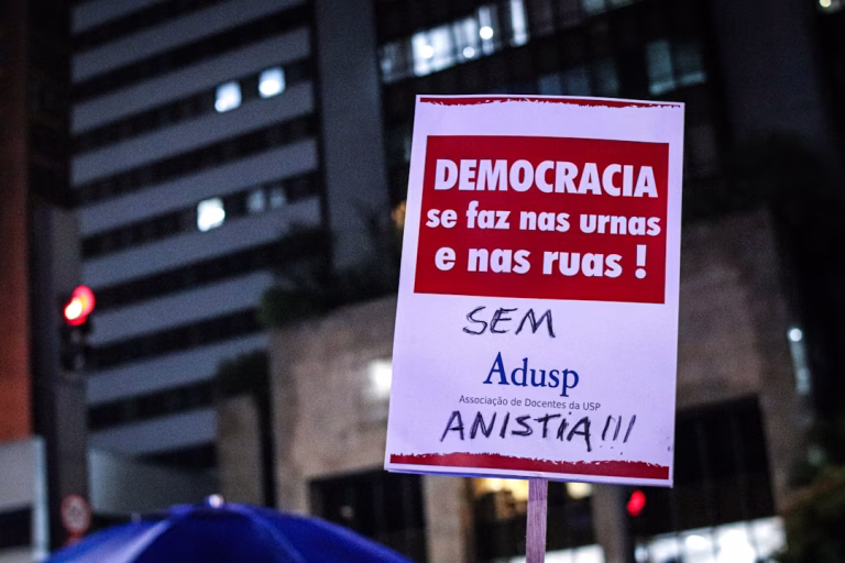 Anticipatele, discutate: ce spune fostul judecător CCR