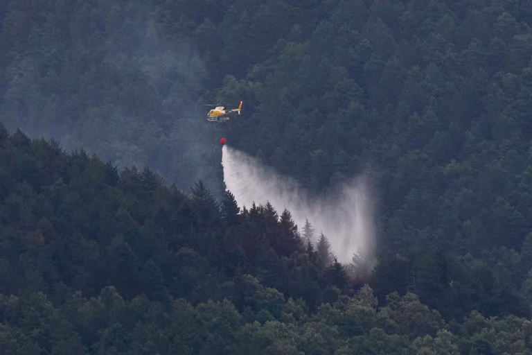 Incendii devastatoare în Spania: 12 morți în valul de căldură