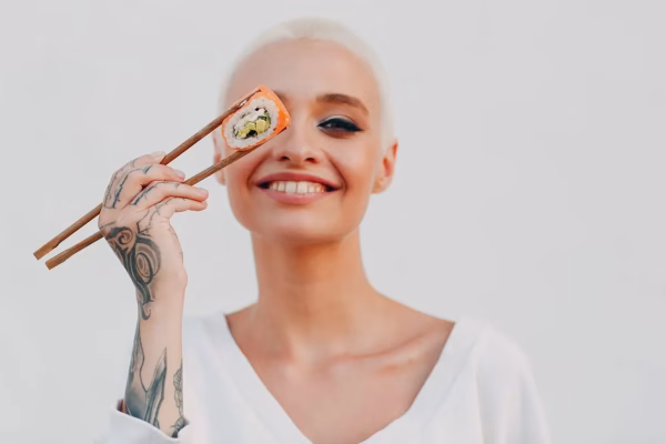 Naruto a aterizat pe Calea Victoriei, cu ramen și tot dichisul