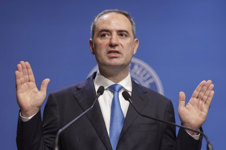 Nazare, discuții cu Moody’s: urmează săptămâni decisive